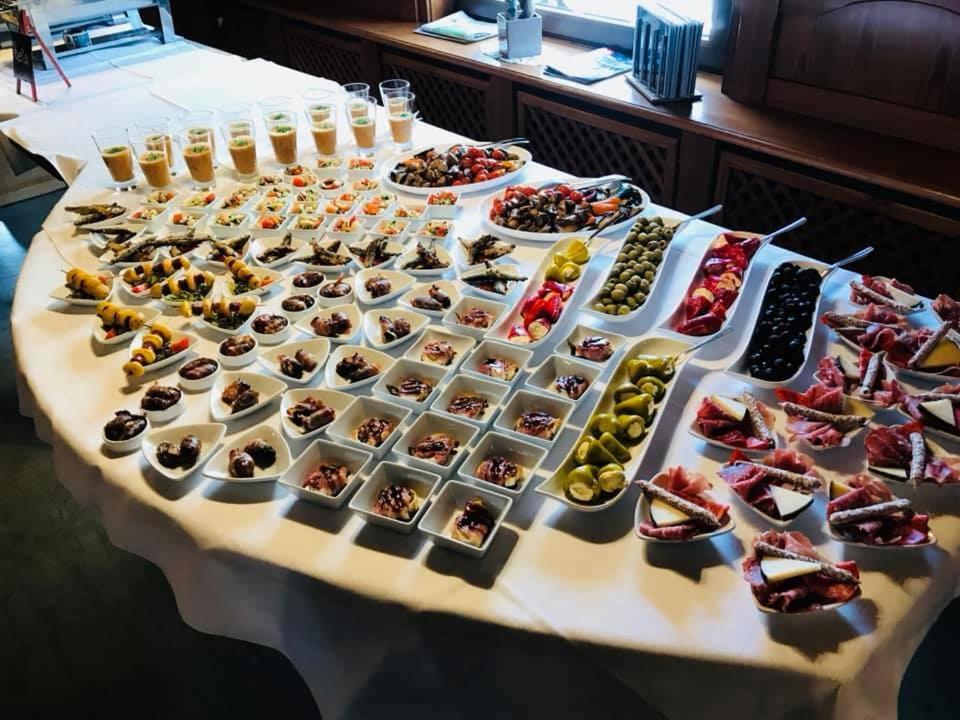 Bauer'S Pension-Restaurant-Catering Grosshabersdorf Zewnętrze zdjęcie