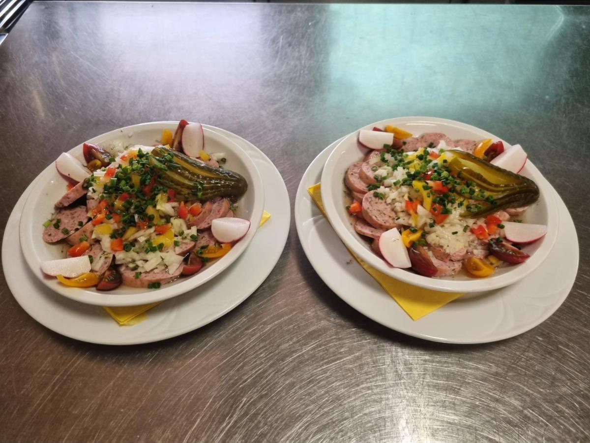 Bauer'S Pension-Restaurant-Catering Grosshabersdorf Zewnętrze zdjęcie