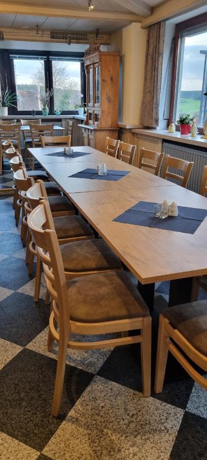 Bauer'S Pension-Restaurant-Catering Grosshabersdorf Zewnętrze zdjęcie